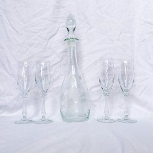 vintage crystal wine decanter & 4 glasses
